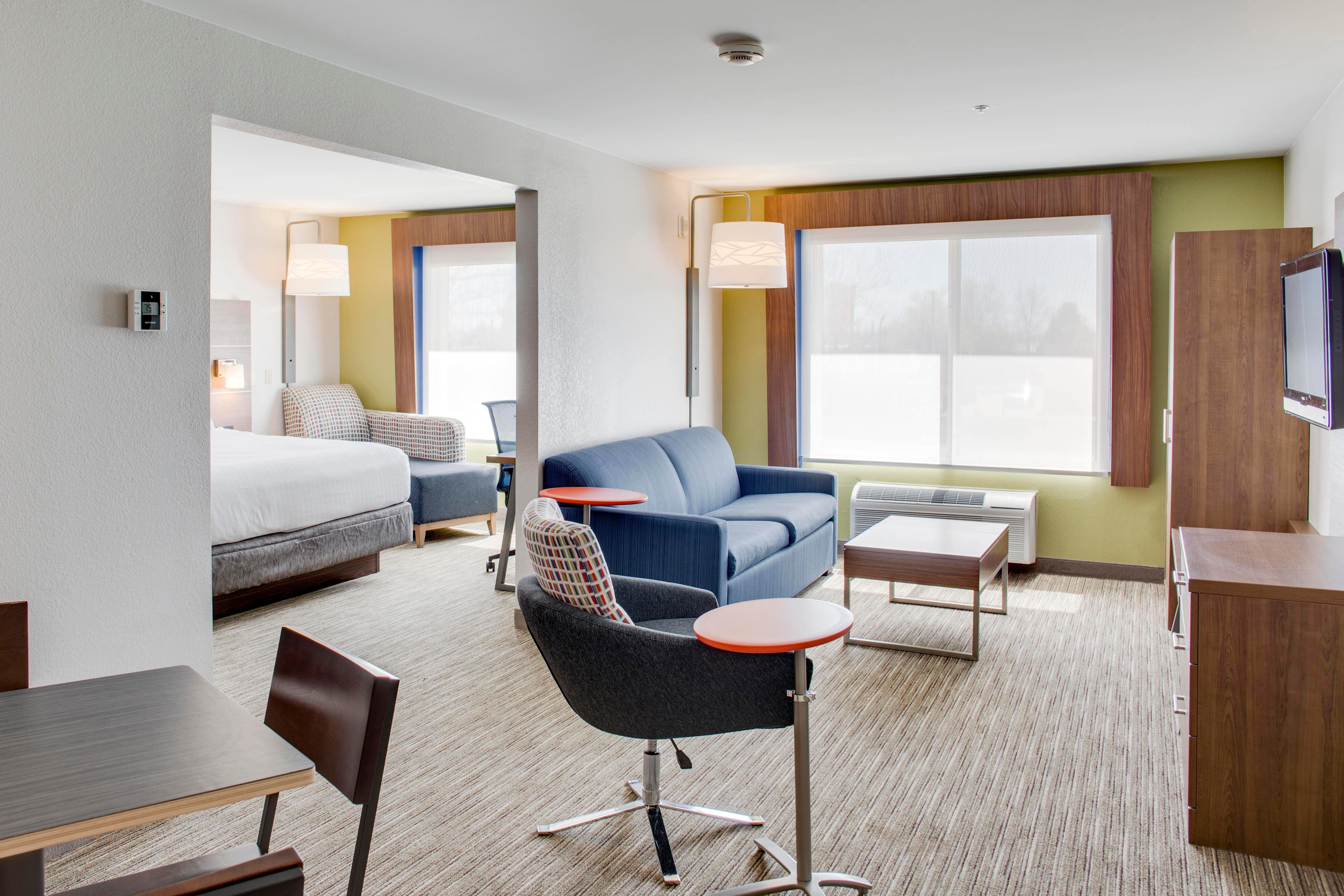 Holiday Inn Express Hotel & Suites Chickasha By Ihg Exterior photo